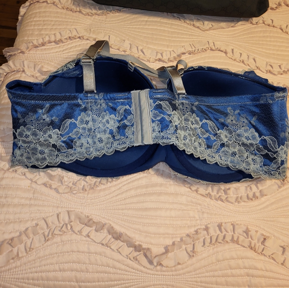 Bra - Picture 2 of 3